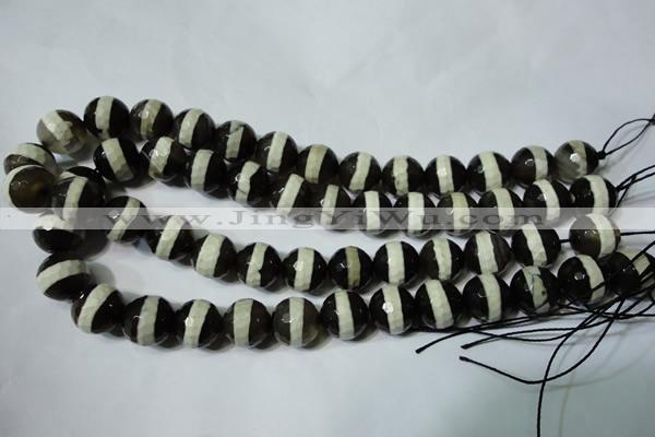 CAG4679 15.5 inches 14mm faceted round tibetan agate beads wholesale